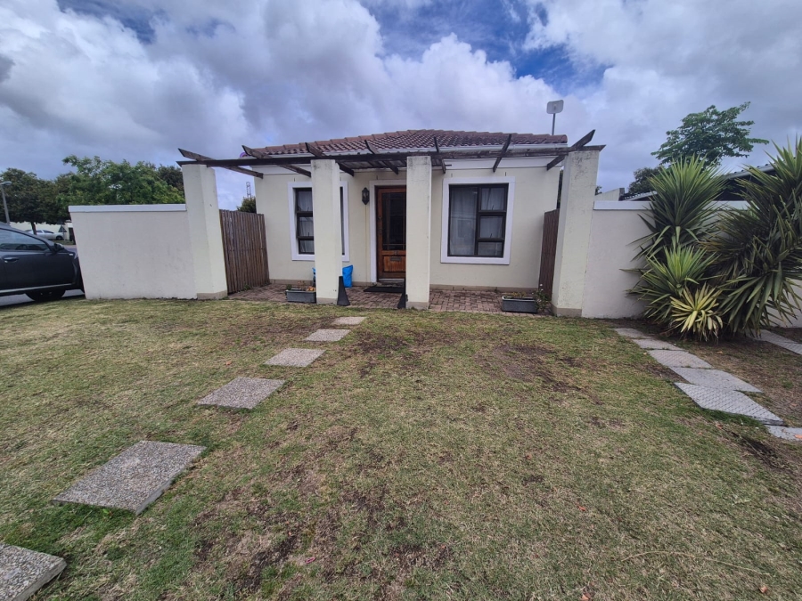 To Let 3 Bedroom Property for Rent in Stellendale Western Cape